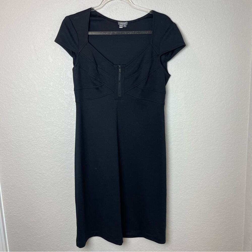 MUSE Extremely Flattering Thicker Fabric Black Fitted Dress Size 8
